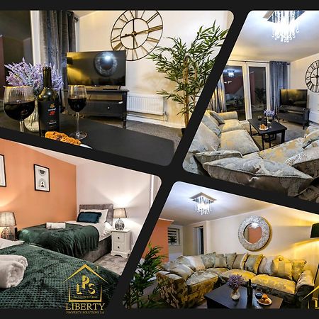 6 Guests * 4 Bedroom * Free Wi-Fi *Хънтингдън Екстериор снимка